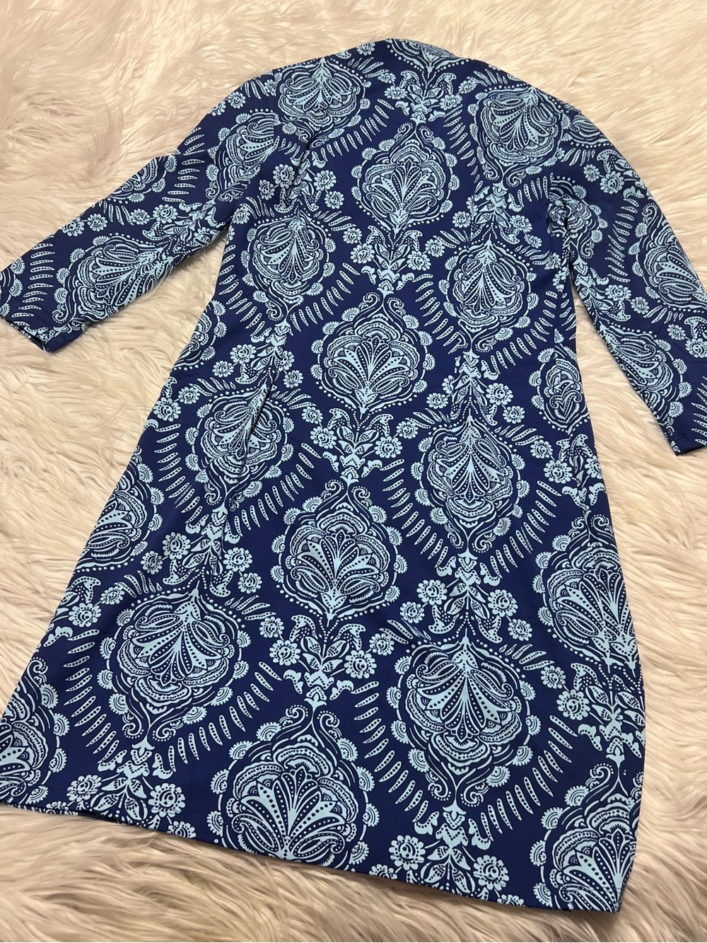 J. McLaughlin Navy and Light Blue Medallion Long Sleeve Dress - Picture 3 of 6